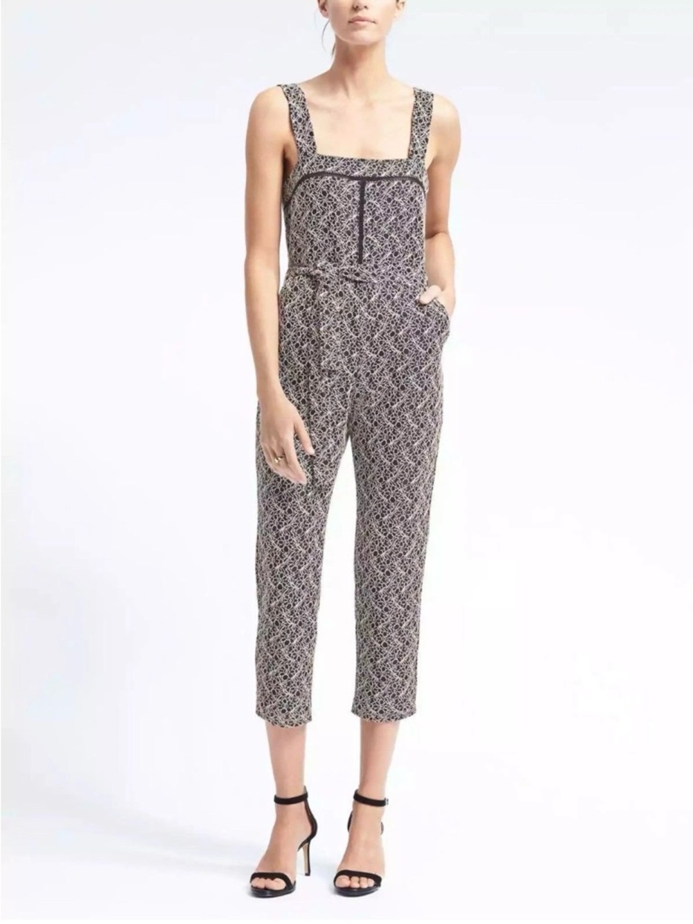 Banana Republic Black and White Geometric Cropped Jumpsuit Size 10